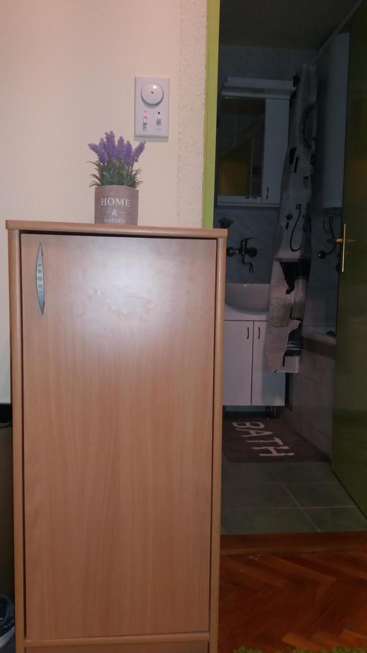 Sweet Home Center Apartment Novi Sad Buitenkant foto