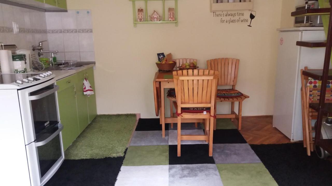 Sweet Home Center Apartment Novi Sad Buitenkant foto